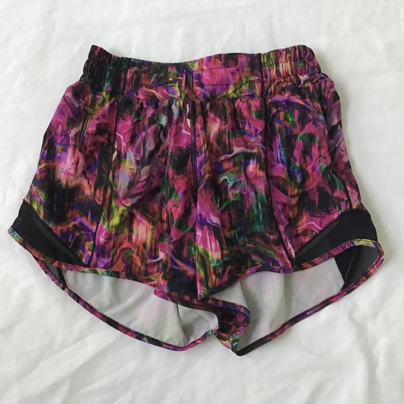 lululemon athletica Pants - LuLuLemon Women’s sz 4 Tall Hotty Hot Hyper Flow Pink Multi Black